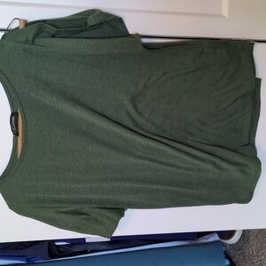 XS Colette hunter green loose fitting top. By StitchFix.